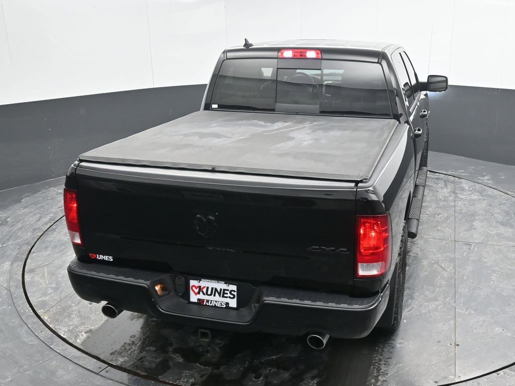 Used 2019 RAM 1500 Classic SLT w/ Black Appearance Group image 37