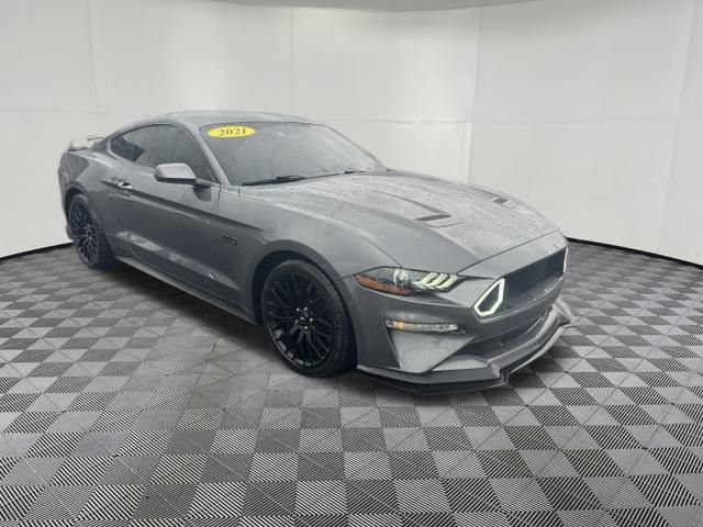 Used 2021 Ford Mustang GT Premium w/ GT Performance Package RWD image 3