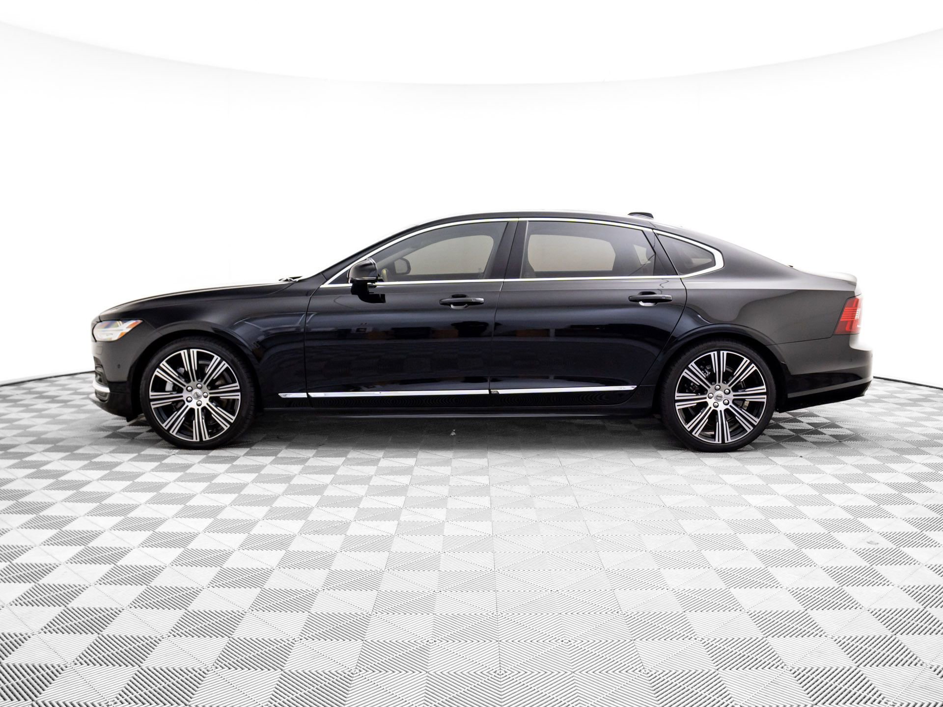 Used 2023 Volvo S90 B6 Ultimate video 2