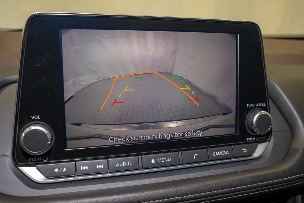 Certified 2023 Nissan Rogue SV image 13