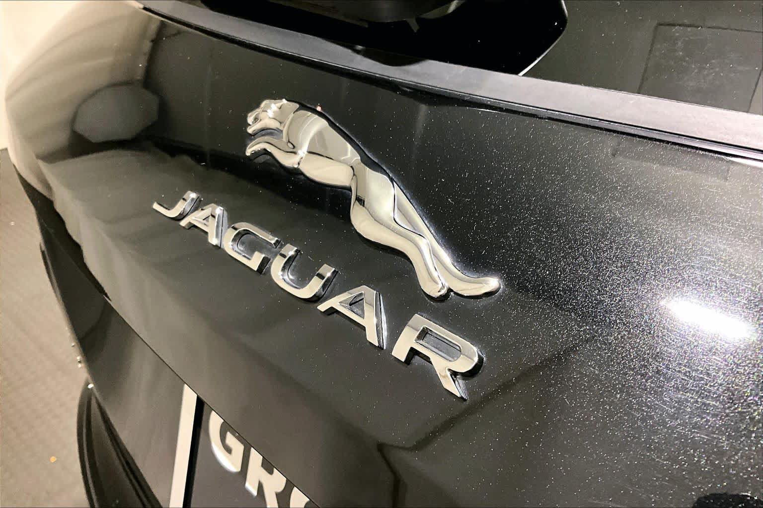 Used 2020 Jaguar F-PACE SVR AWD/4WD image 32