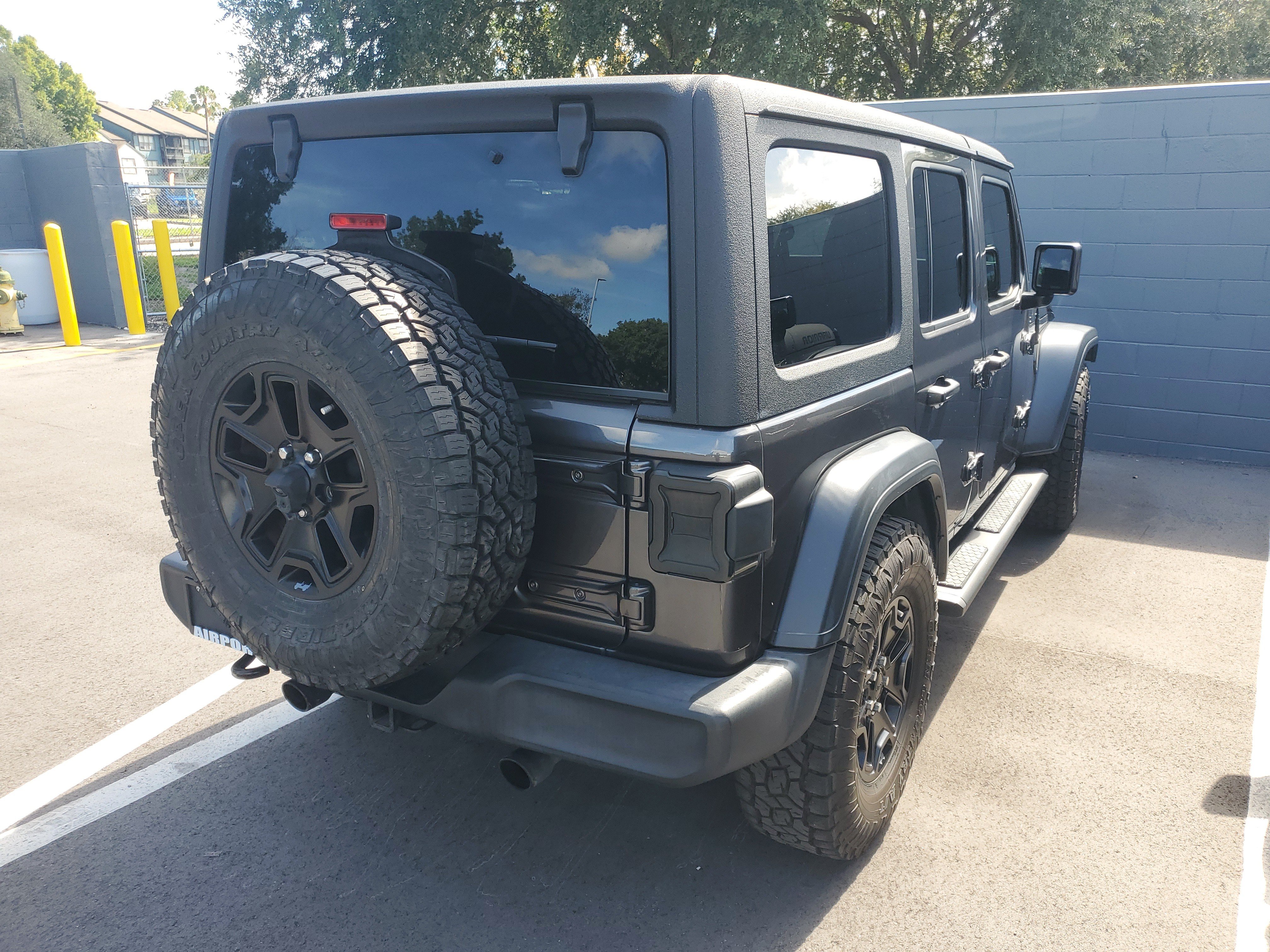 Used 2020 Jeep Wrangler Unlimited Sport S AWD/4WD image 5