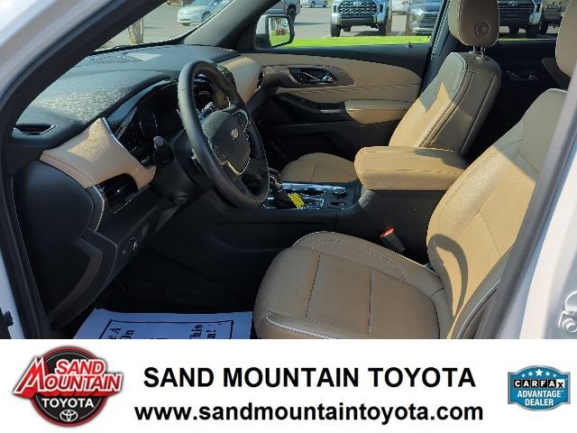 Used 2022 Chevrolet Traverse Premier FWD image 15