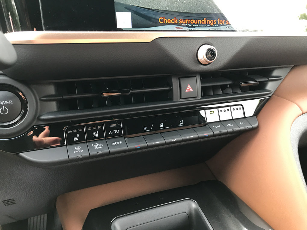 Certified 2026 Toyota Crown Signia AWD/4WD image 21