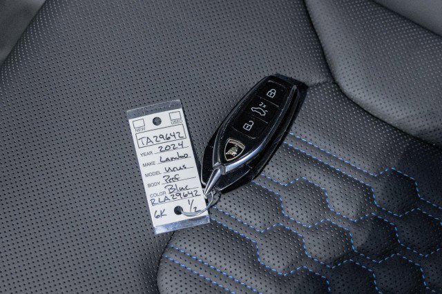Used 2024 Lamborghini Urus Performante image 48