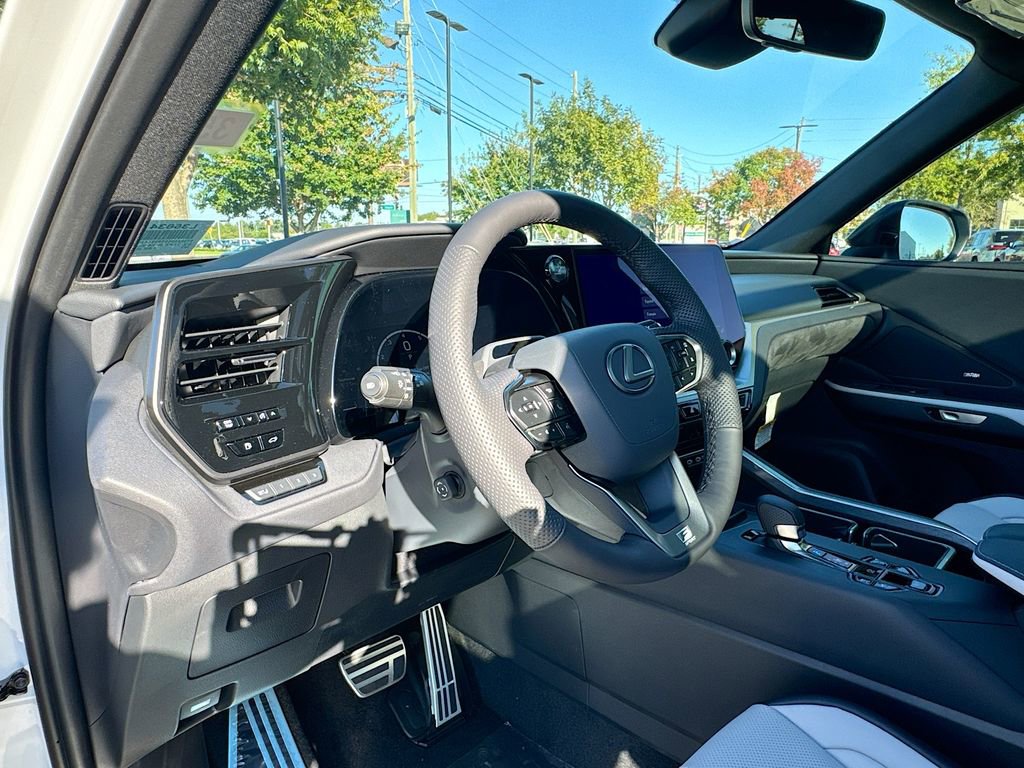 New 2026 Lexus TX 350 AWD image 25