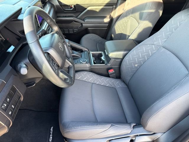 Used 2025 Toyota Tacoma SR5 image 18