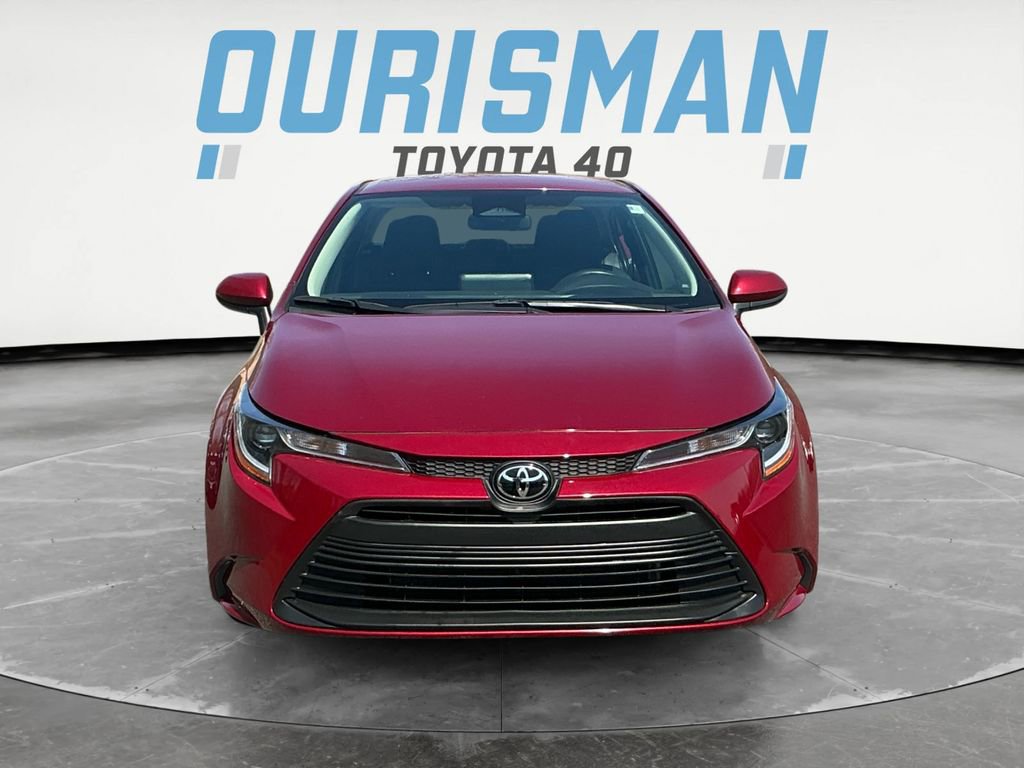 Used 2023 Toyota Corolla LE FWD image 2