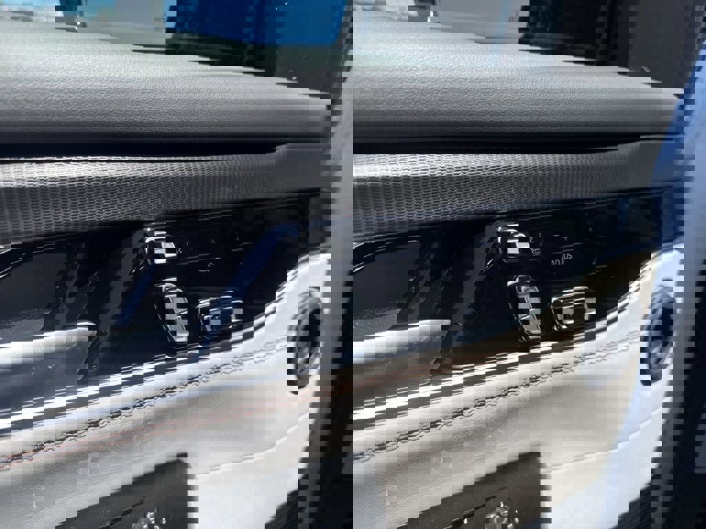 New 2026 Jeep Grand Wagoneer Summit image 23