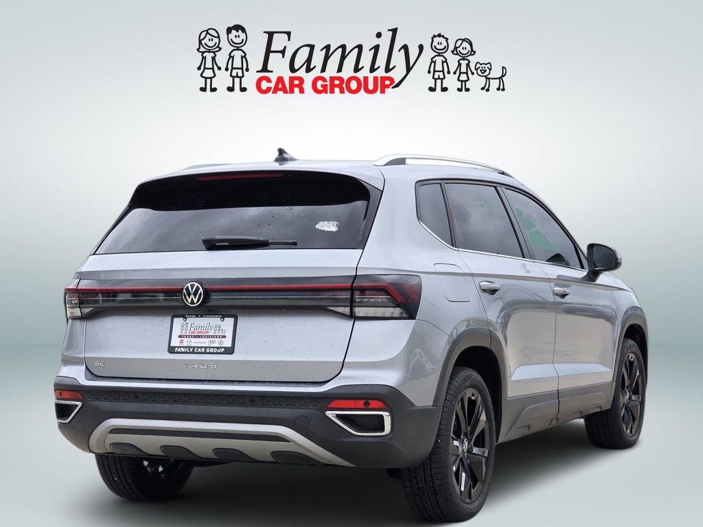 Used 2025 Volkswagen Taos SE FWD image 4