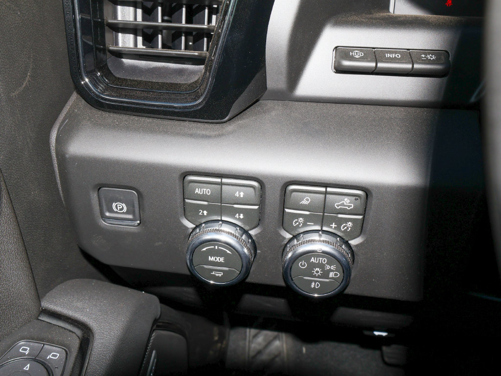 New 2026 GMC Sierra 1500 AT4 w/ AT4 Premium Package AWD/4WD image 26