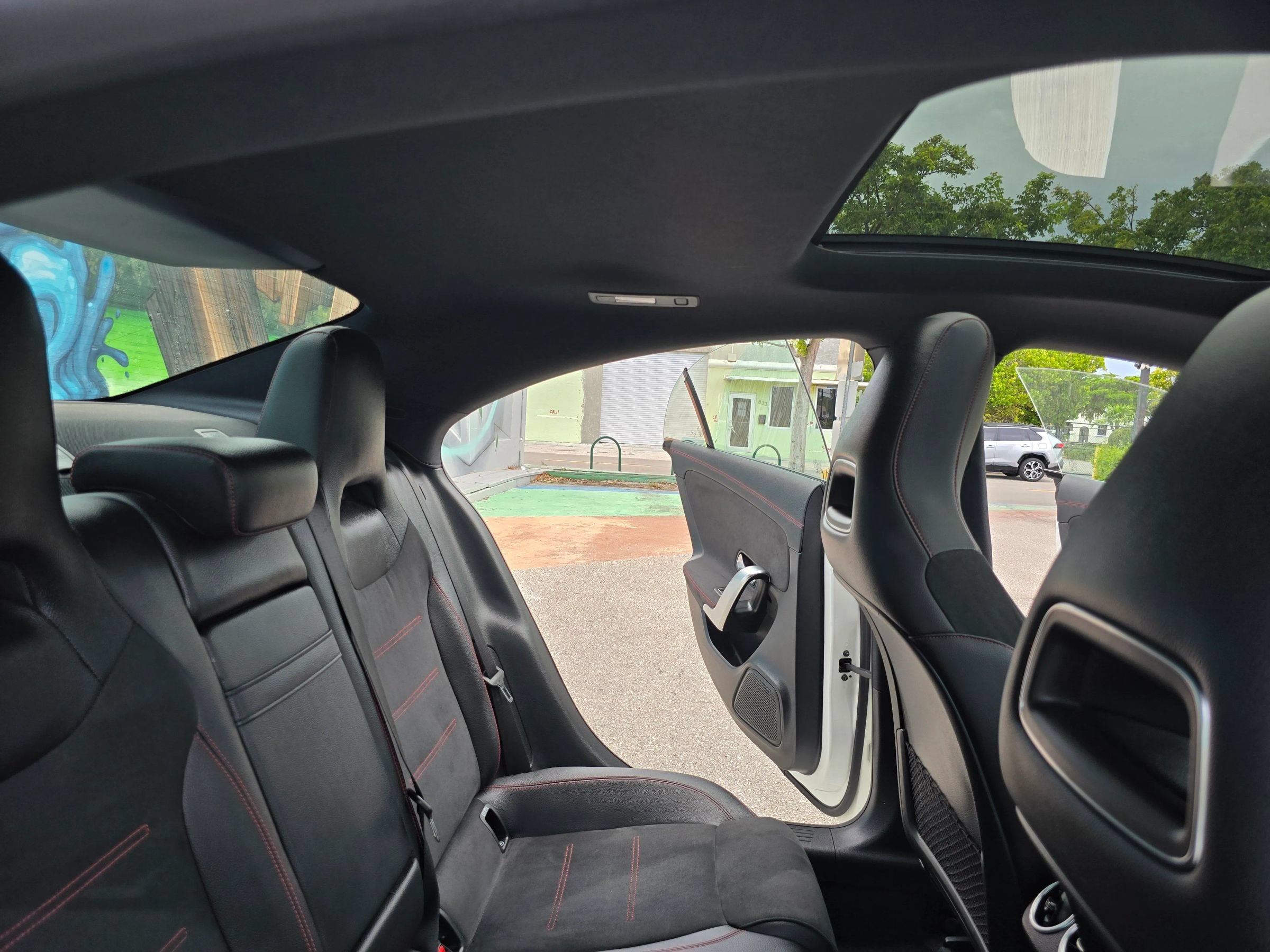 Used 2020 Mercedes-Benz CLA 250 image 25