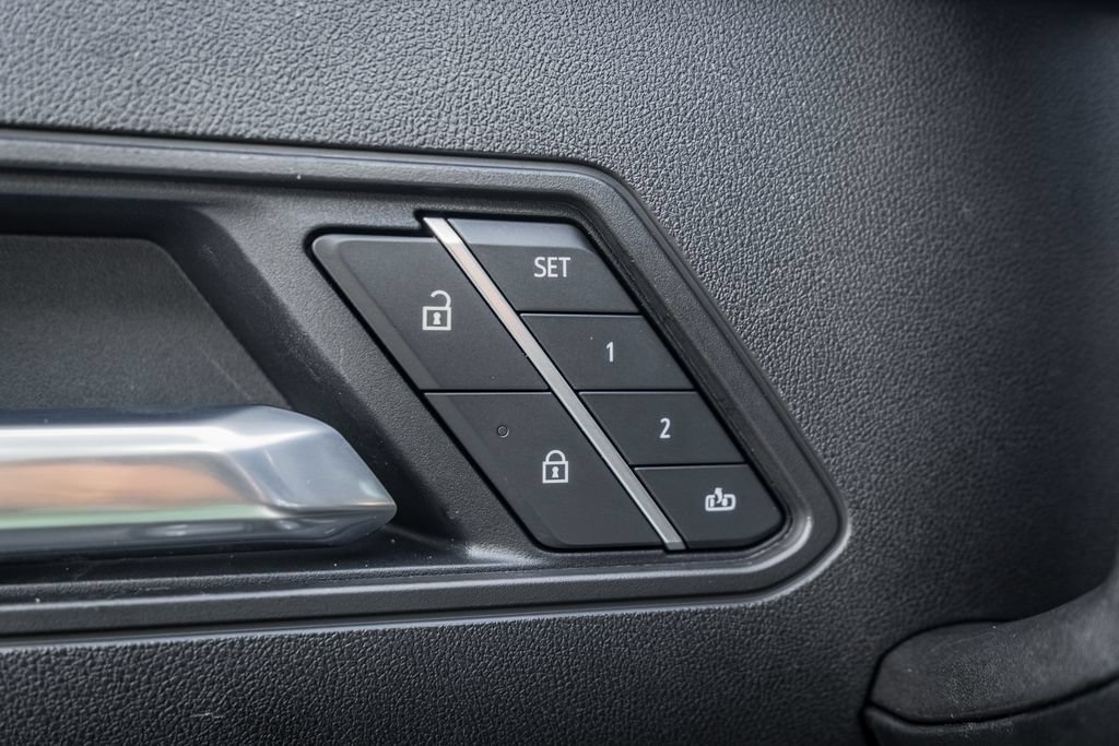 Used 2025 GMC Hummer EV 2X AWD/4WD image 19