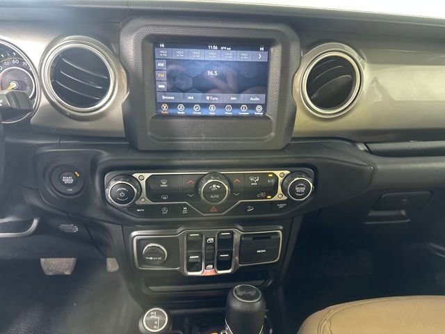 Used 2020 Jeep Wrangler Unlimited Sahara image 21