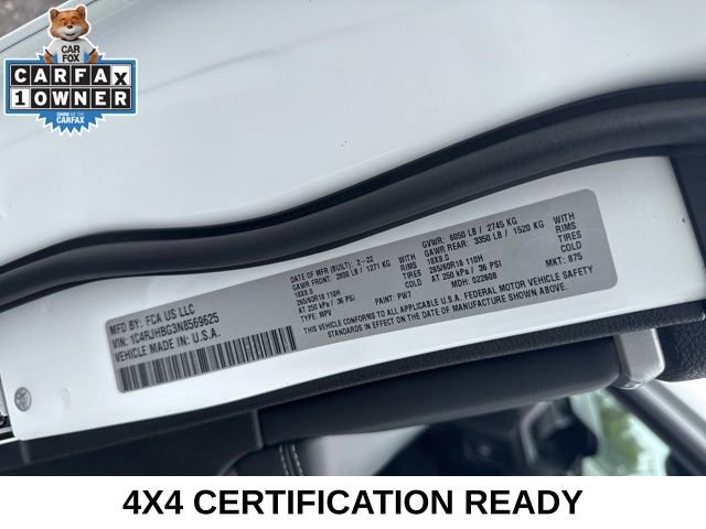 Used 2022 Jeep Grand Cherokee Limited image 30