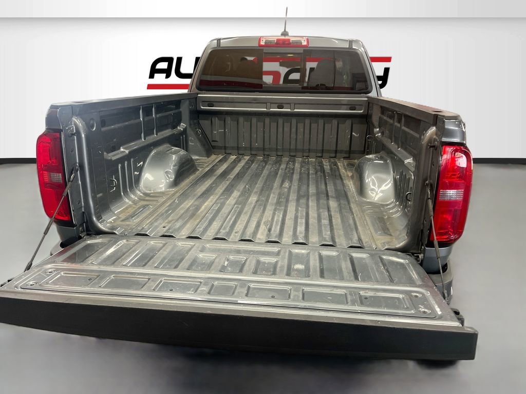 Used 2022 Chevrolet Colorado LT w/ LT Convenience Package AWD/4WD image 24