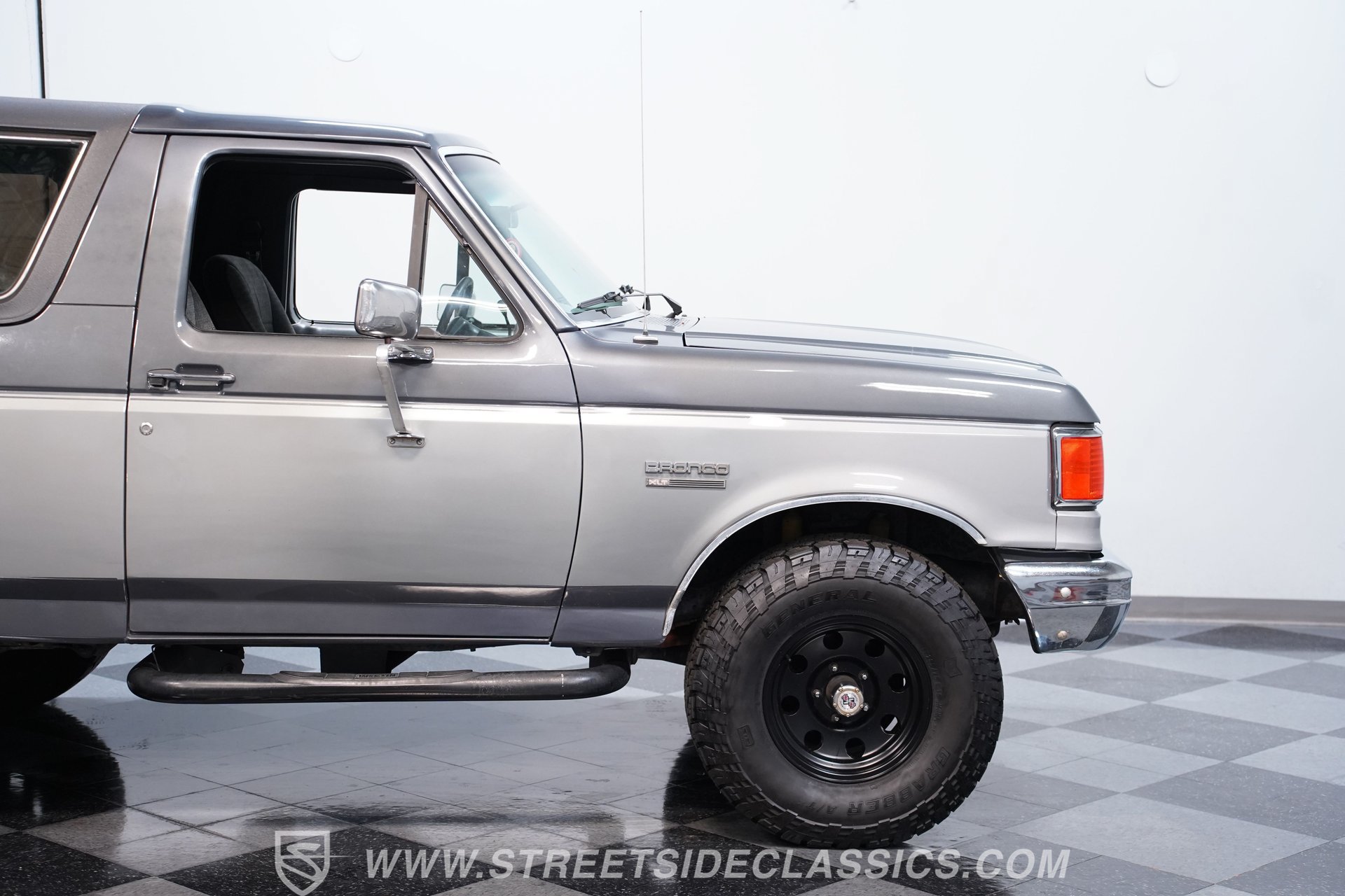 Used 1989 Ford Bronco AWD/4WD image 24