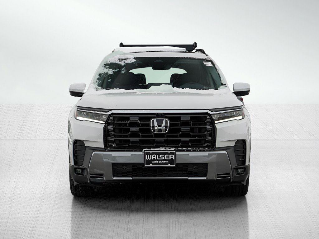 New 2026 Honda Pilot Touring image 2