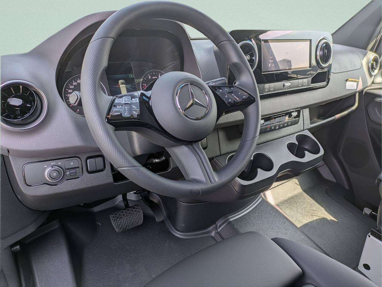 New 2025 Mercedes-Benz Sprinter 2500 image 4