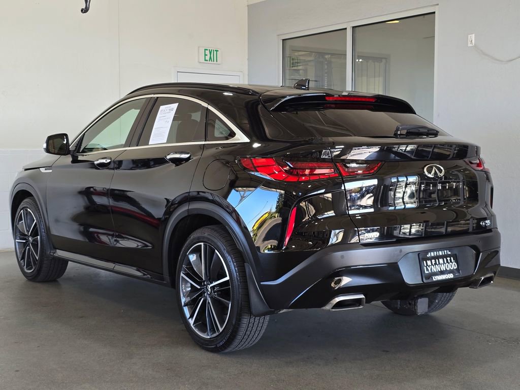 Certified 2025 INFINITI QX55 Luxe w/ Cargo Package AWD/4WD image 6