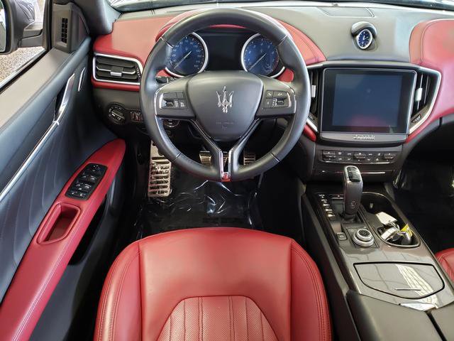 Used 2019 Maserati Ghibli S Q4 image 14