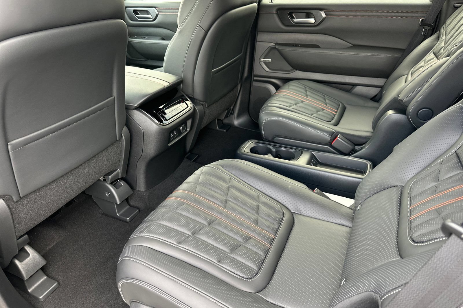 New 2026 Nissan Armada PRO-4X AWD/4WD image 14