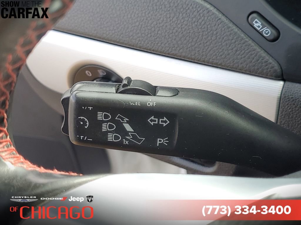 Used 2013 Volkswagen Jetta GLI Autobahn FWD image 25