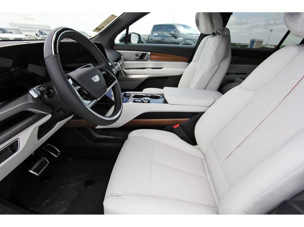 New 2026 Cadillac Vistiq Luxury AWD/4WD image 6