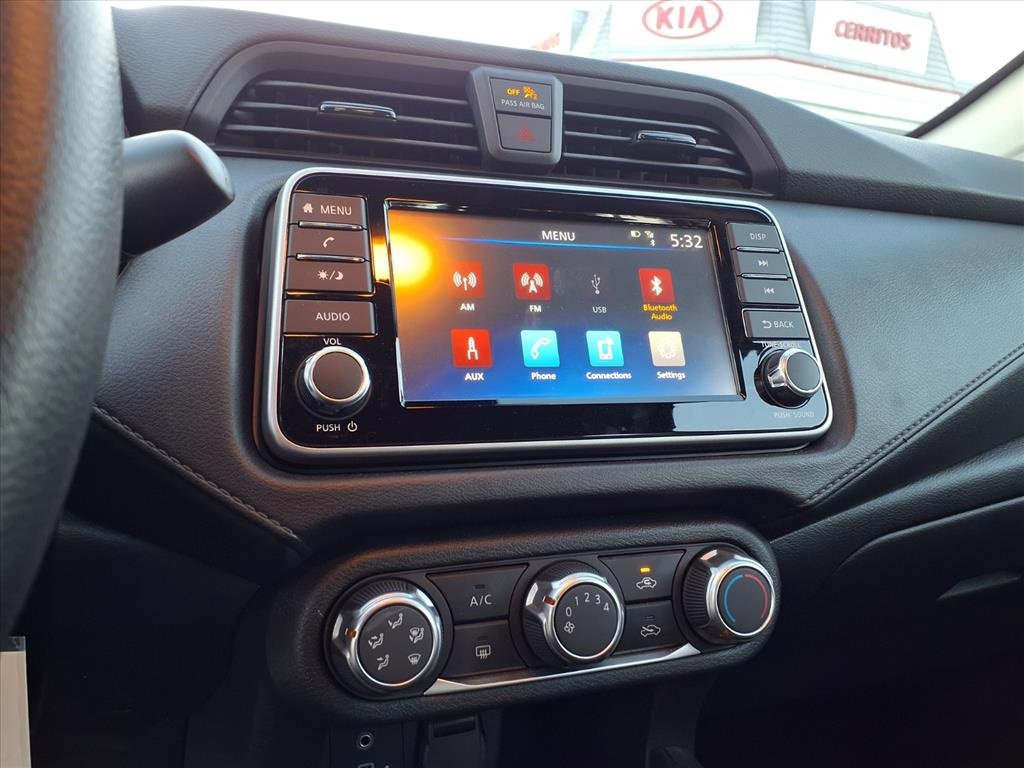 Used 2024 Nissan Versa S w/ Trunk Package image 19