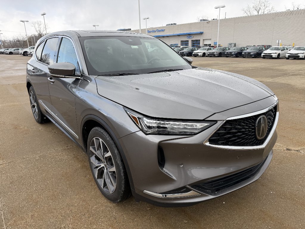Used 2024 Acura MDX SH-AWD w/ Technology Package image 2