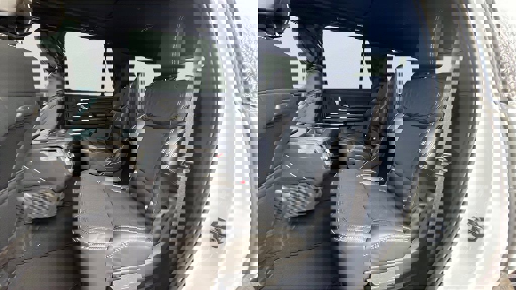 New 2026 Ford Expedition Platinum w/ Stealth Performance Package image 16