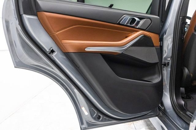 Used 2026 BMW X5 M60i image 25