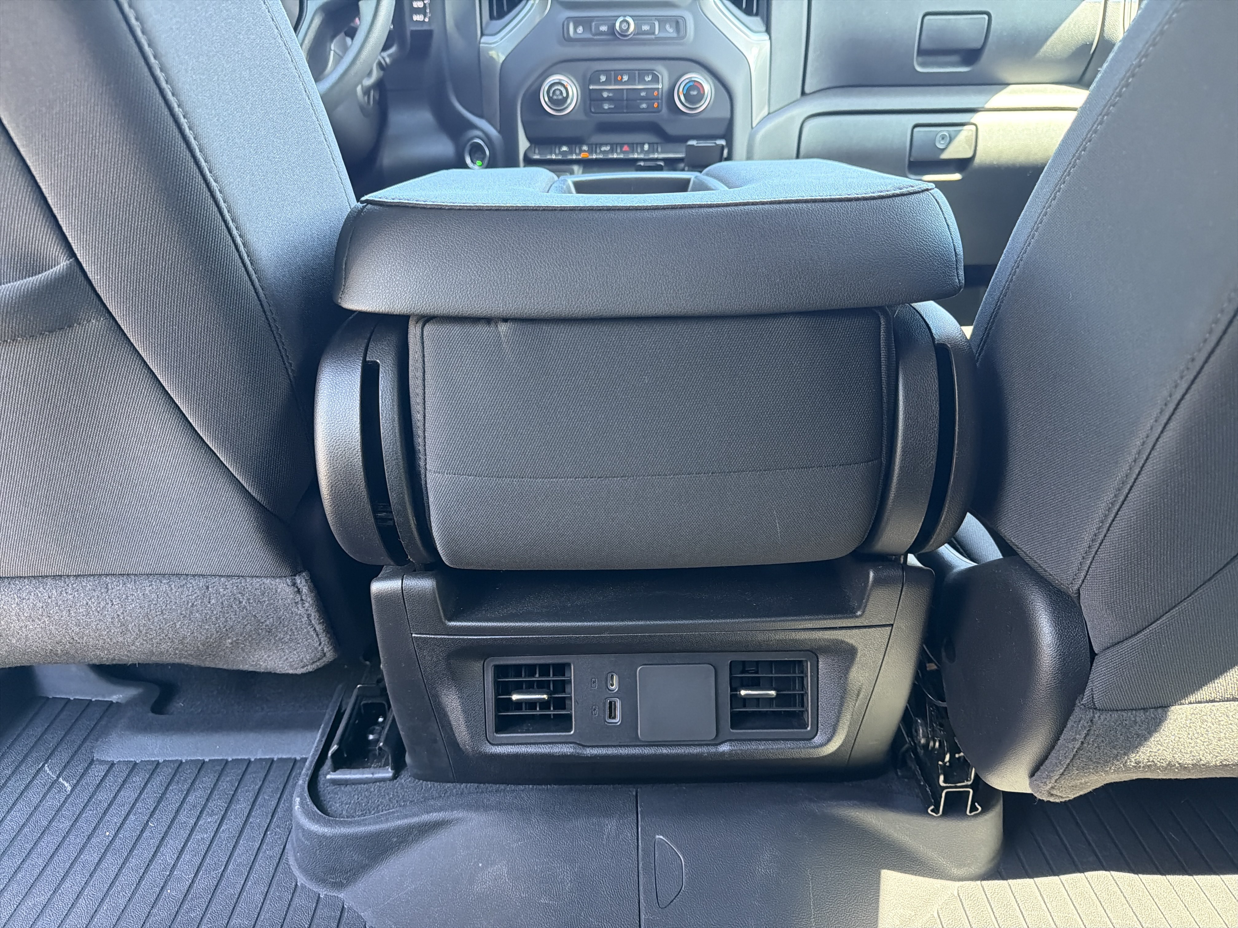 Used 2024 Chevrolet Silverado 1500 Custom AWD/4WD image 29