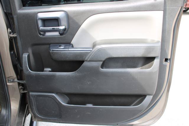 Used 2015 Chevrolet Silverado 2500 W/T AWD/4WD image 32