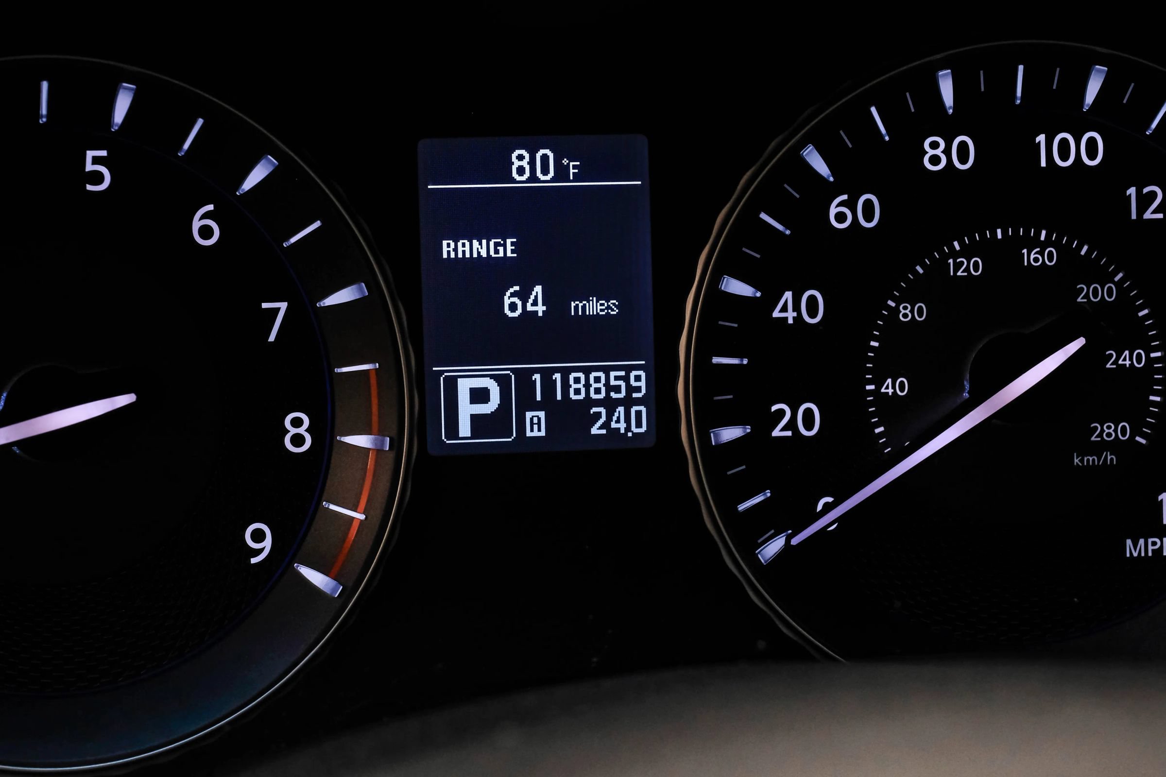 Used 2011 INFINITI M37 w/ Sport Pkg RWD image 19