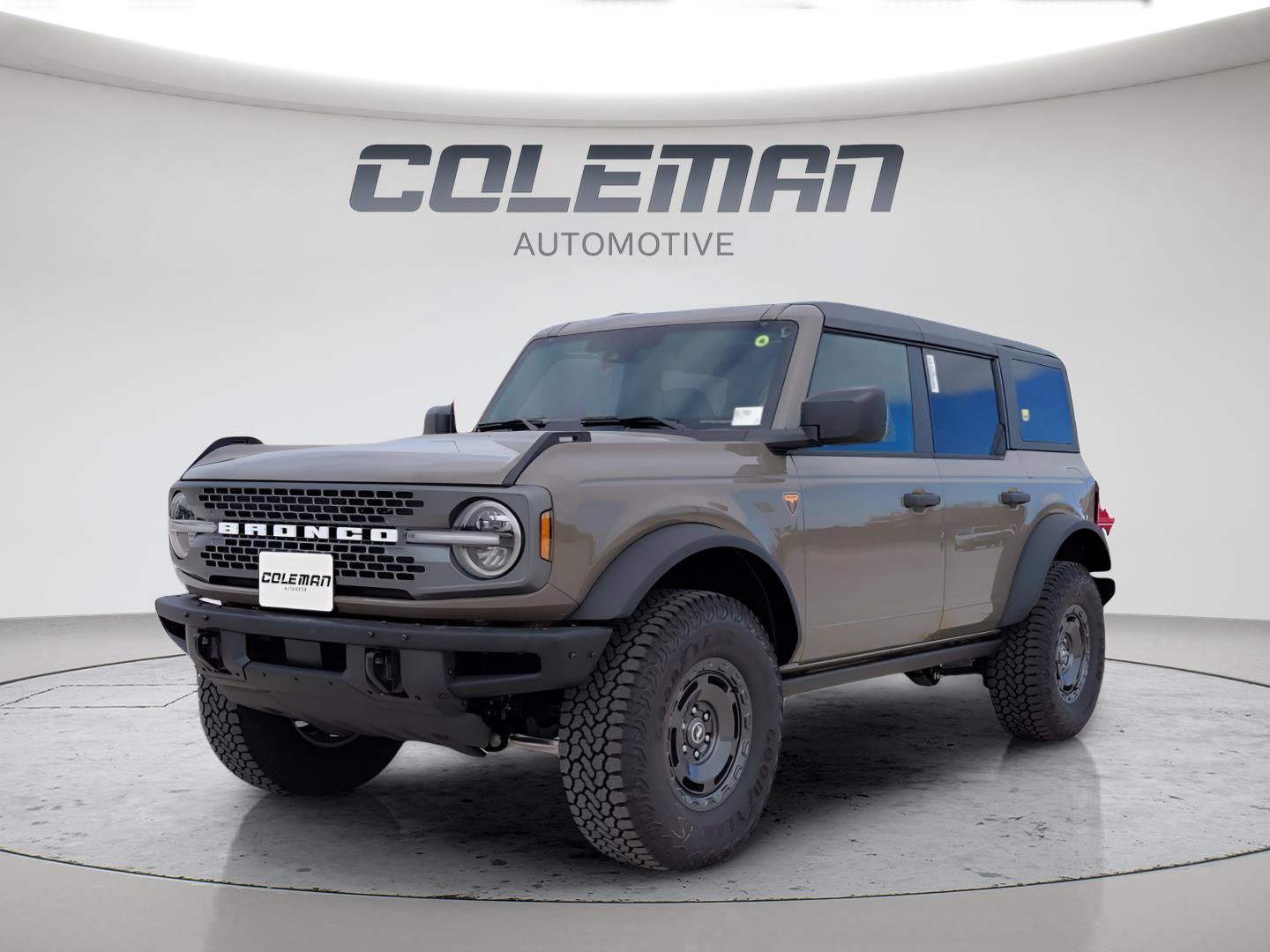 New 2025 Ford Bronco Badlands w/ Sasquatch Package