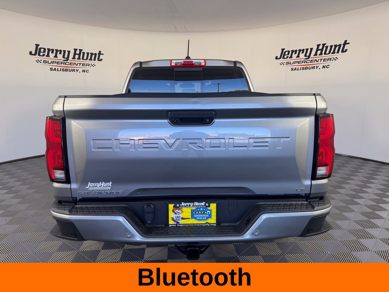 Used 2023 Chevrolet Colorado LT w/ LT Convenience Package III RWD image 8