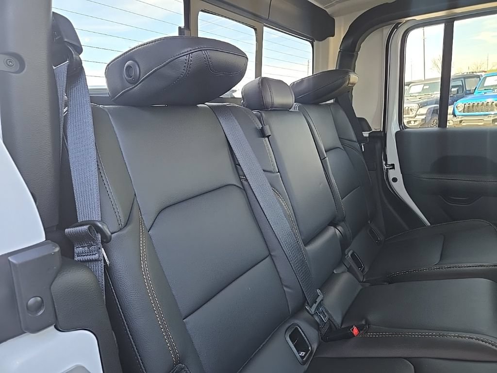 New 2026 Jeep Gladiator Mojave AWD/4WD image 80