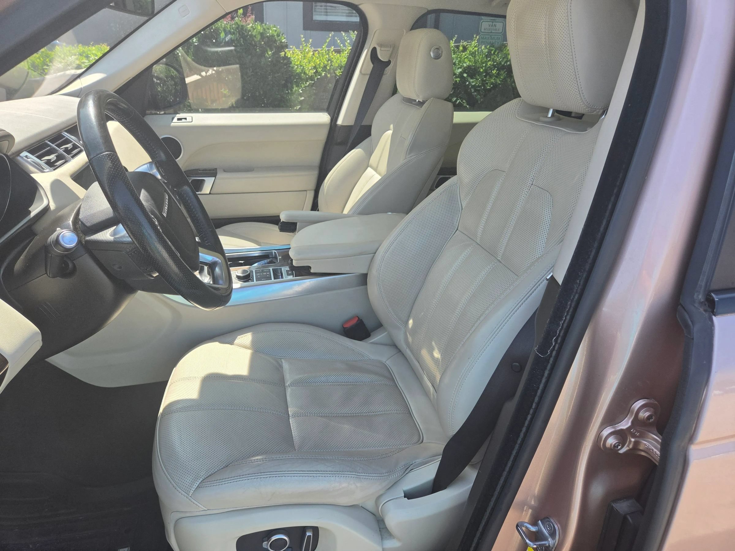 Used 2016 Land Rover Range Rover Sport HSE AWD/4WD image 15