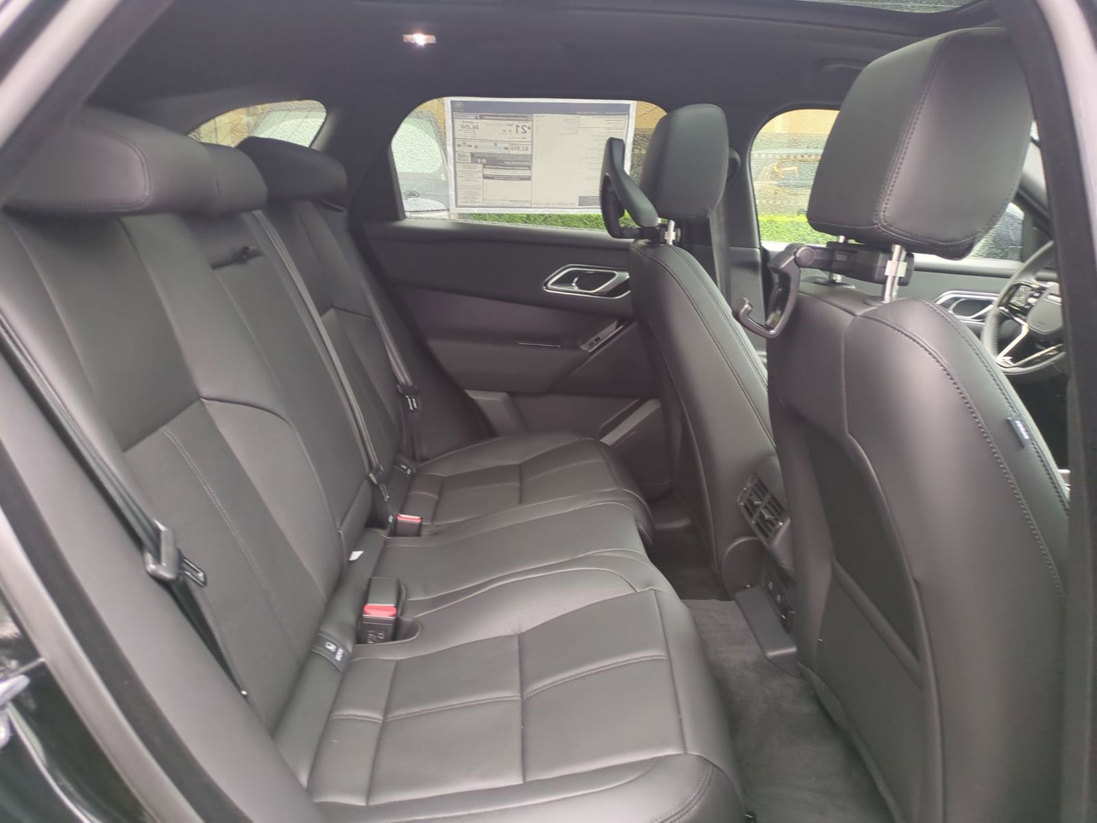 New 2026 Land Rover Range Rover Velar Dynamic SE image 29