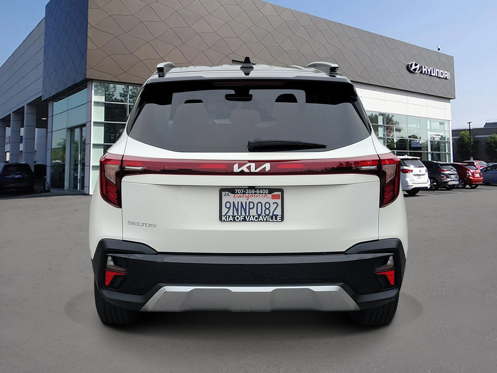 Used 2025 Kia Seltos S FWD image 4