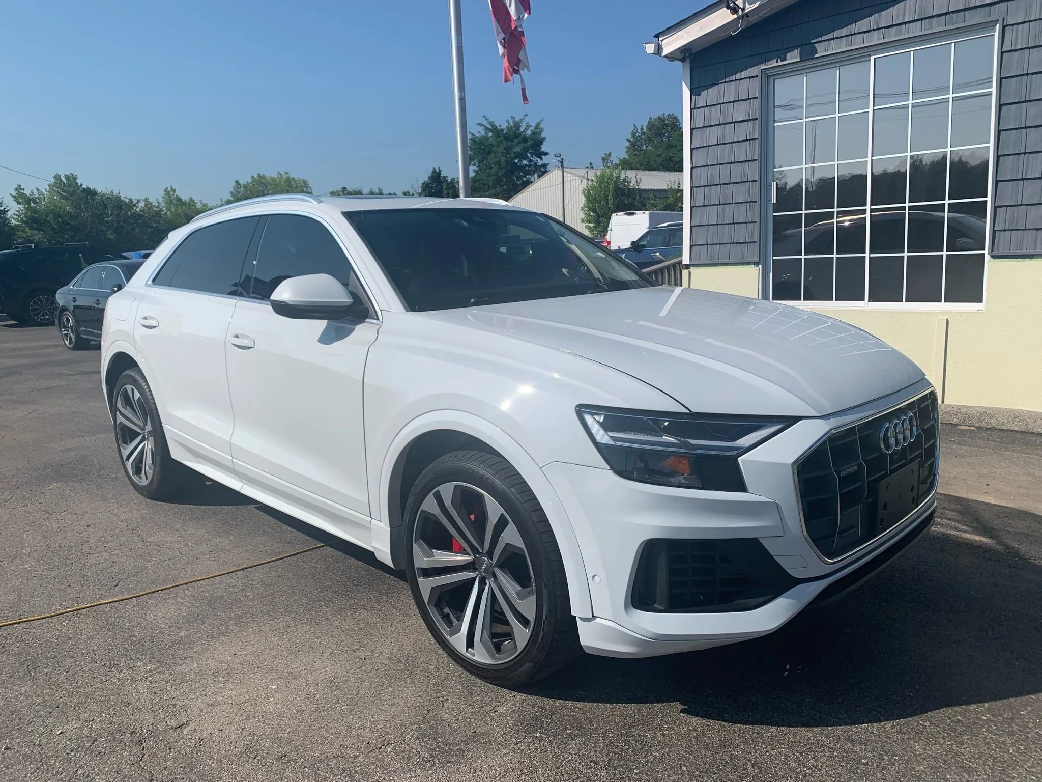 Used 2019 Audi Q8 Premium Plus w/ Premium Plus image 1