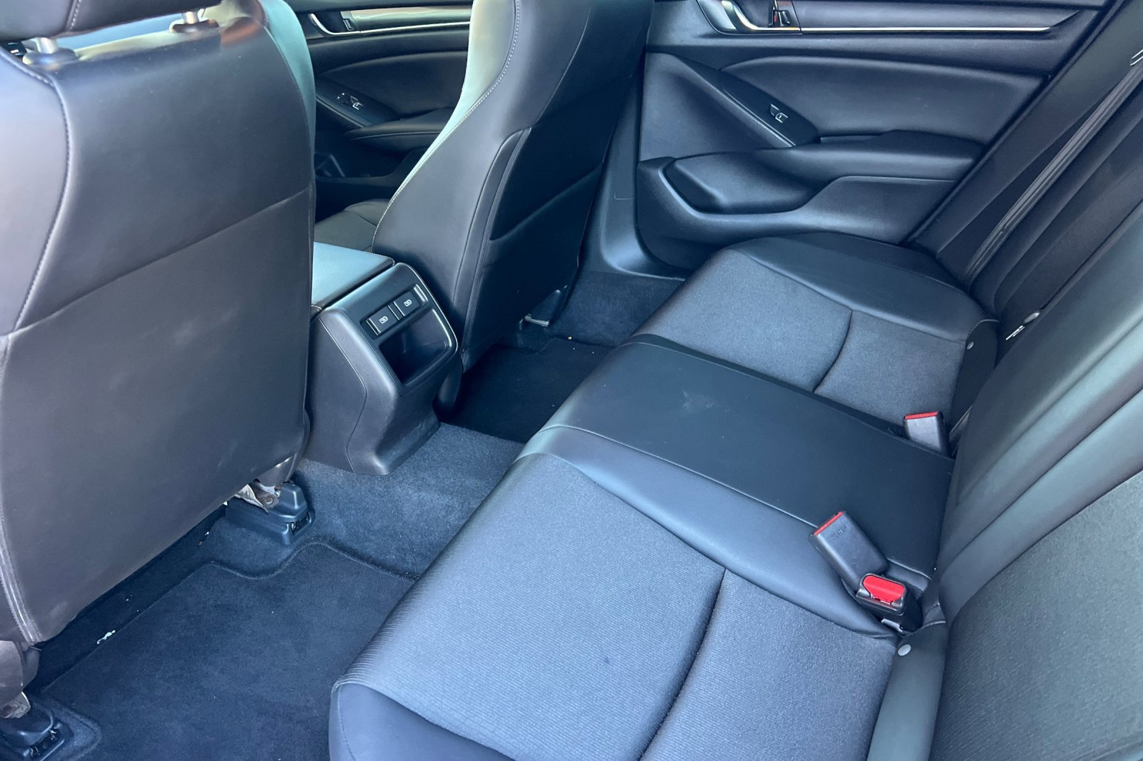 Used 2022 Honda Accord Sport image 13