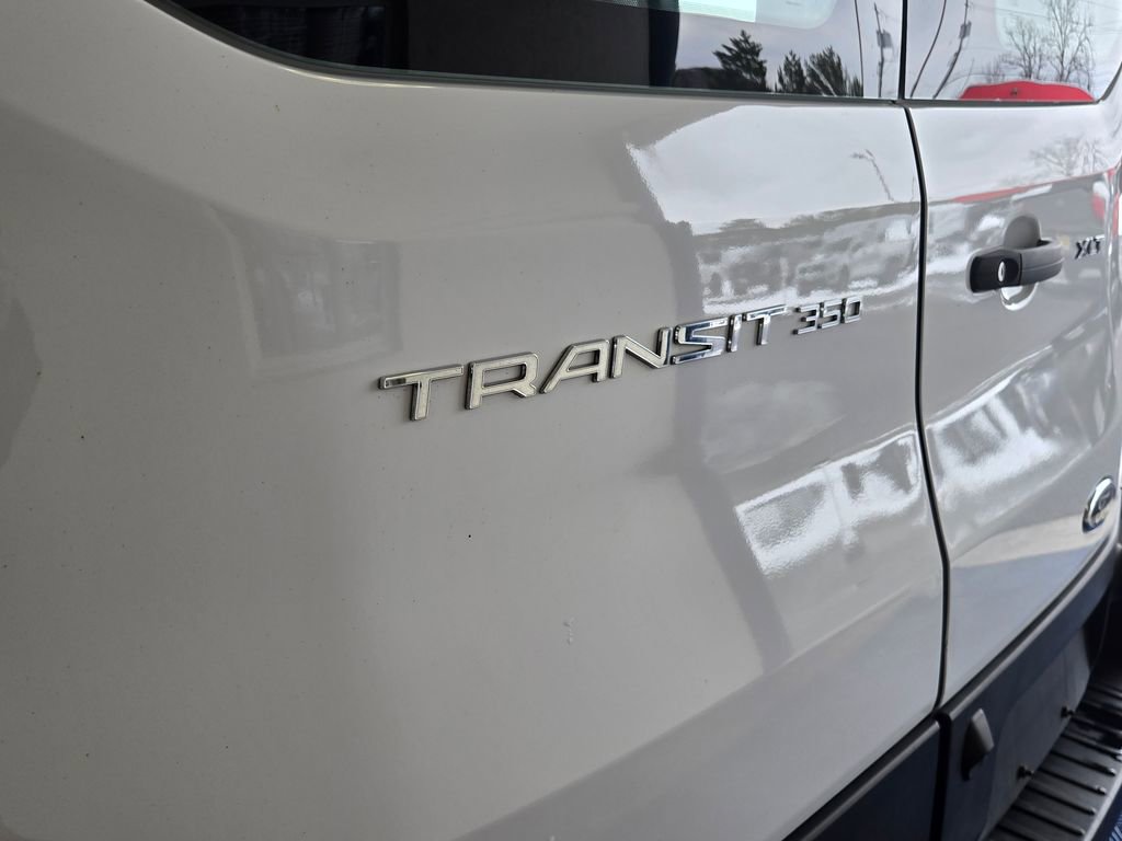 Used 2024 Ford Transit 350 XLT image 30