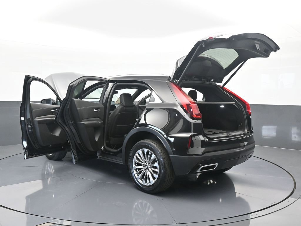 Used 2024 Cadillac XT4 Premium Luxury image 81