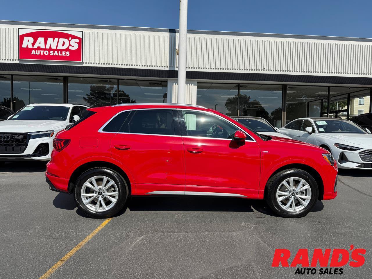 Used 2022 Audi Q3 2.0T Premium AWD/4WD image 1