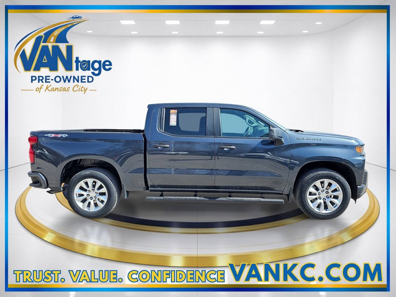 Used 2022 Chevrolet Silverado 1500 Custom w/ Safety Confidence Package AWD/4WD image 5