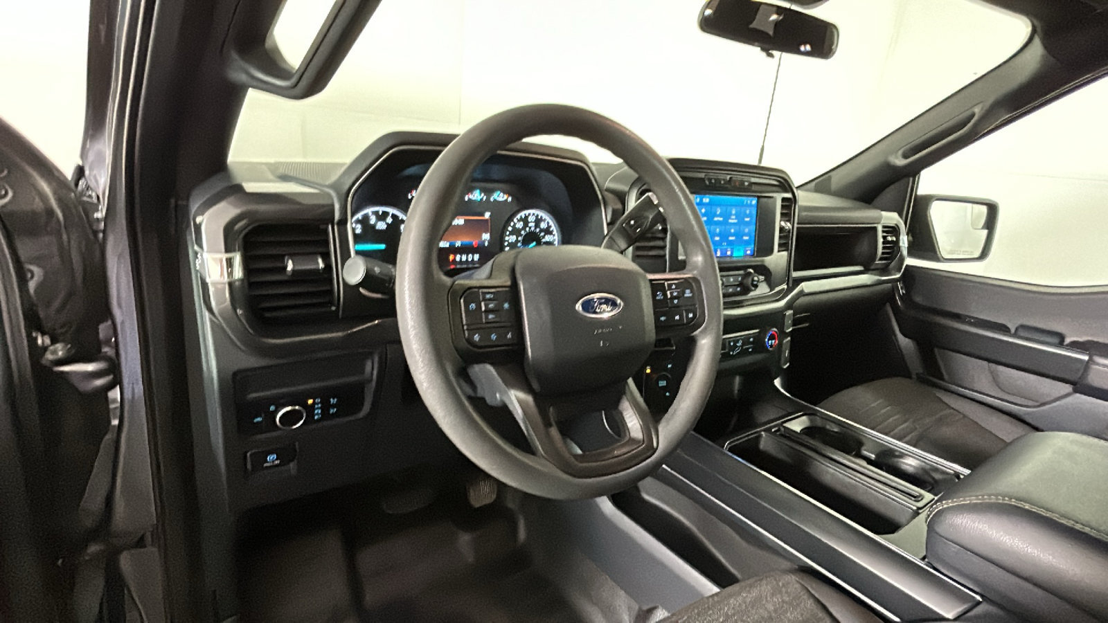 Used 2023 Ford F150 XL w/ XL STX Apperance Package AWD/4WD image 16