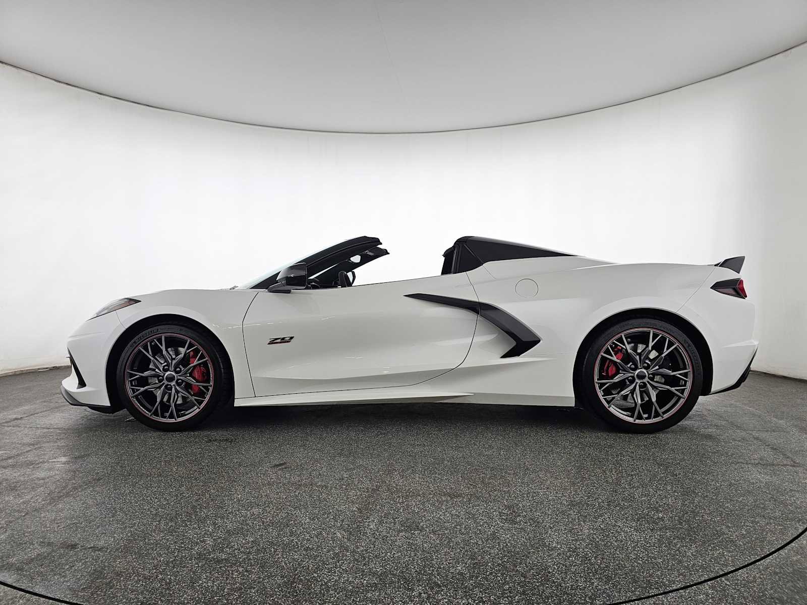 Used 2023 Chevrolet Corvette Stingray Premium Conv w/ Z51 Performance Package image 20