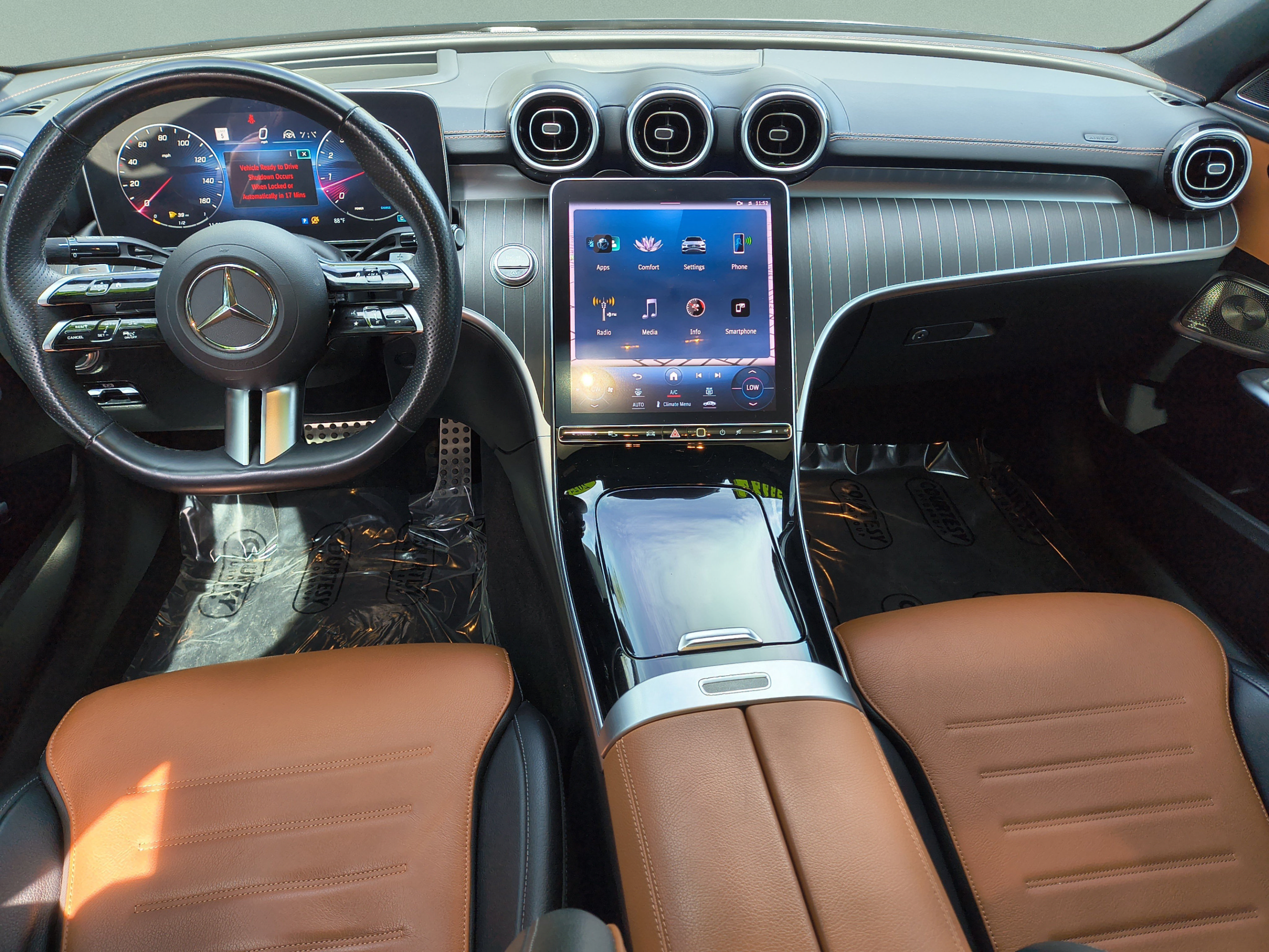 Used 2024 Mercedes-Benz C 300 4MATIC Sedan image 11